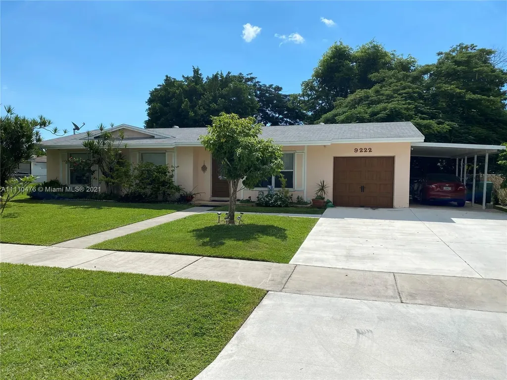 9222 SW 182nd Street Palmetto Bay FL 33157