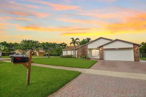 4813 SW 119th Terrace Cooper City FL 33330