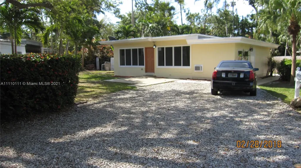 5974 SW 58th Terrace South Miami FL 33143