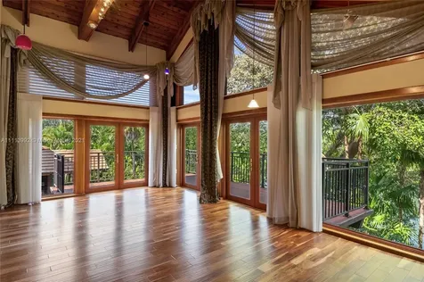 6960 Mira Flores Avenue Coral Gables FL 33143