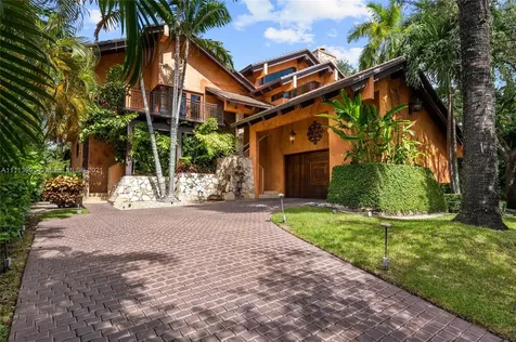 6960 Mira Flores Avenue Coral Gables FL 33143