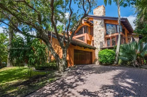 6960 Mira Flores Avenue Coral Gables FL 33143