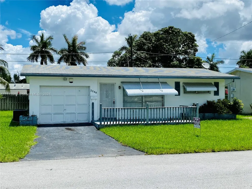 2248 NW 81st Terrace Sunrise FL 33322