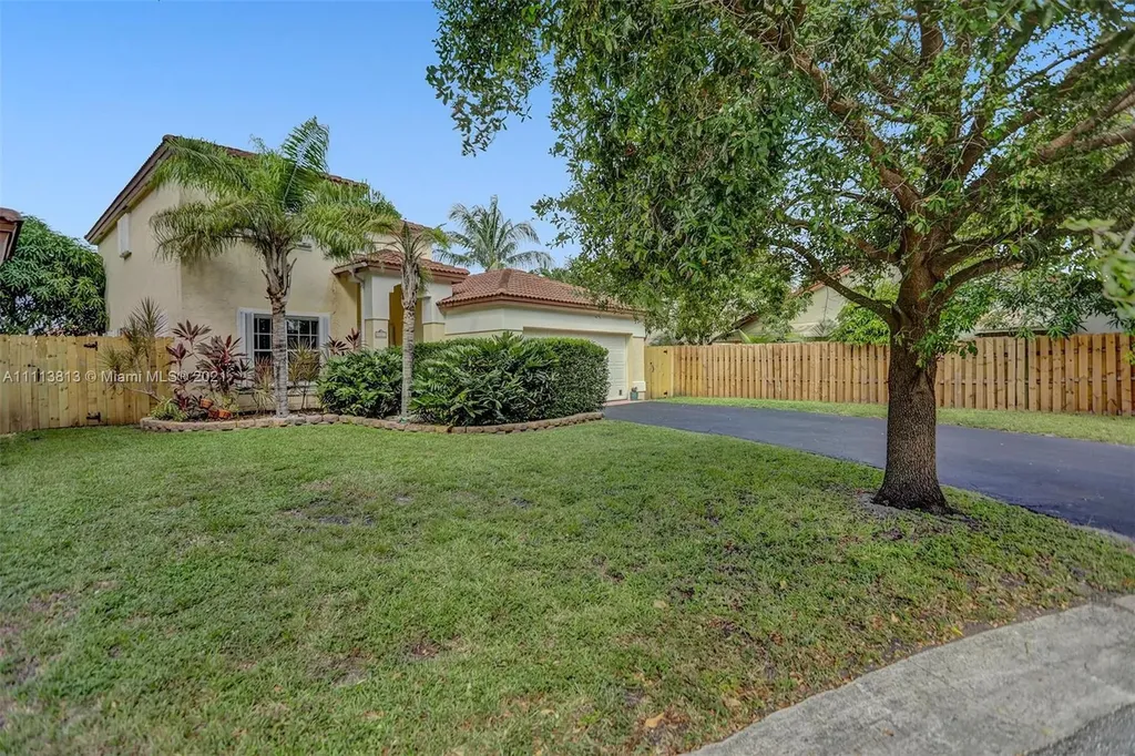 5551 NW 50th Way Coconut Creek FL 33073