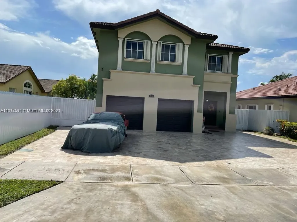 2080 SW 154th Avenue Miami FL 33185