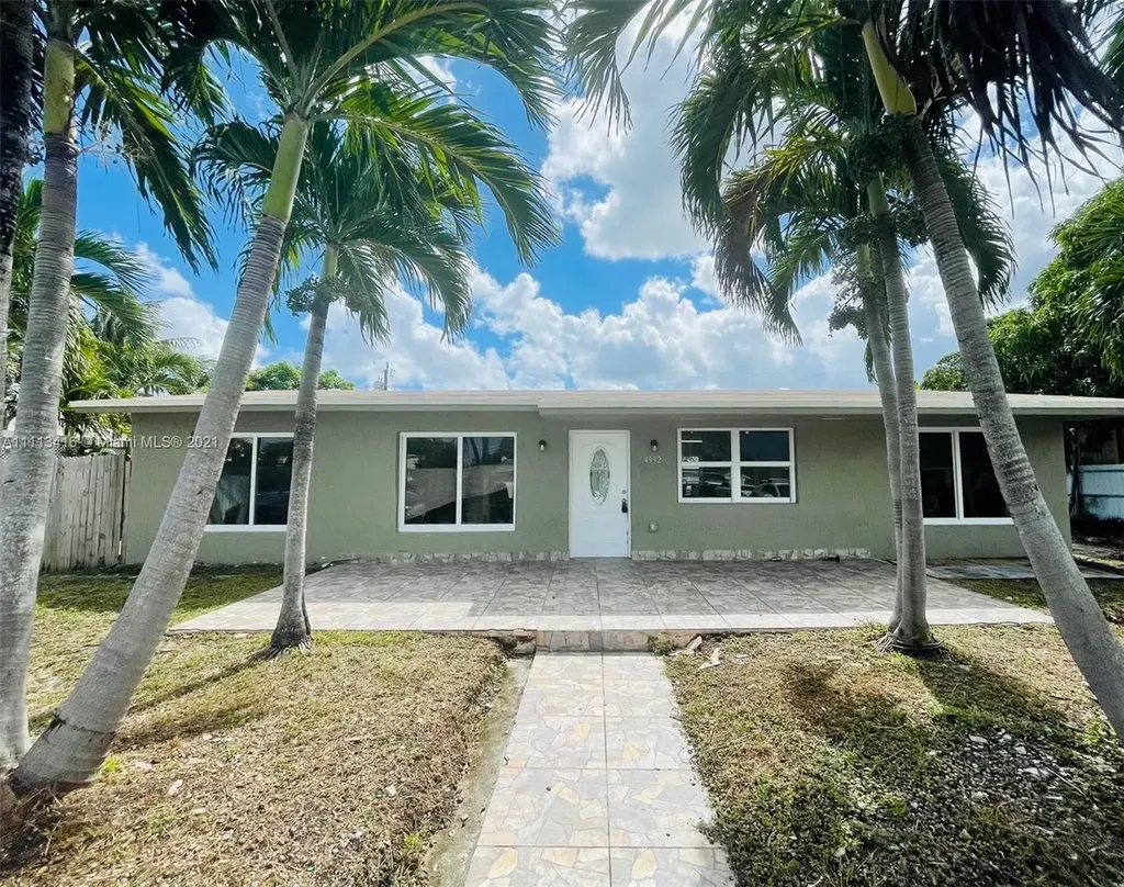 4932 NW 179th Terrace Miami Gardens FL 33055