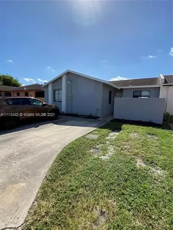 5240 NW 196th Terrace Miami Gardens FL 33055