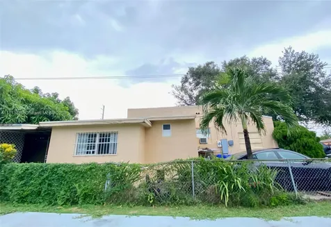 1280 NW 27th Street Miami FL 33142