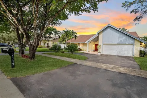 2111 NW 103rd Avenue Pembroke Pines FL 33026