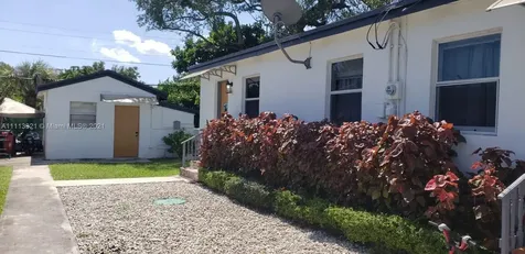 6334 SW 35th Street Miami FL 33155