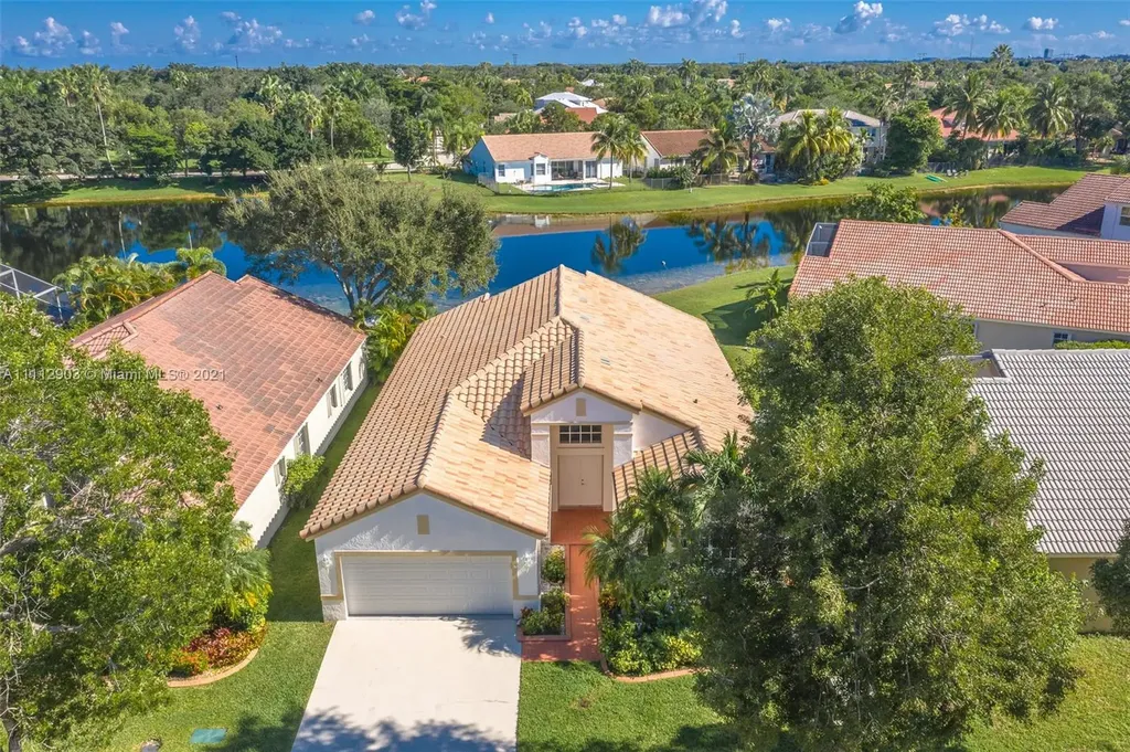 452 Cameron Drive Weston FL 33326