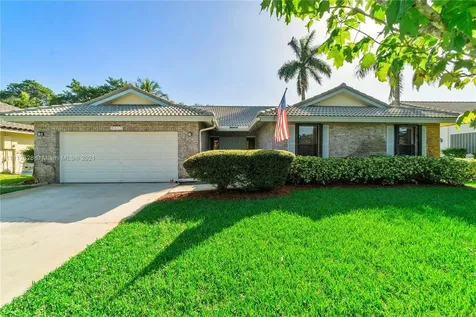 4017 NW 72nd Avenue Coral Springs FL 33065