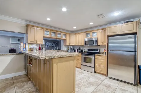 8109 NW 73rd Avenue Tamarac FL 33321