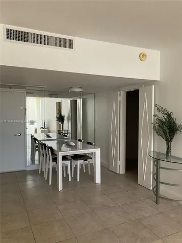 5161 Collins Avenue Miami Beach FL 33140