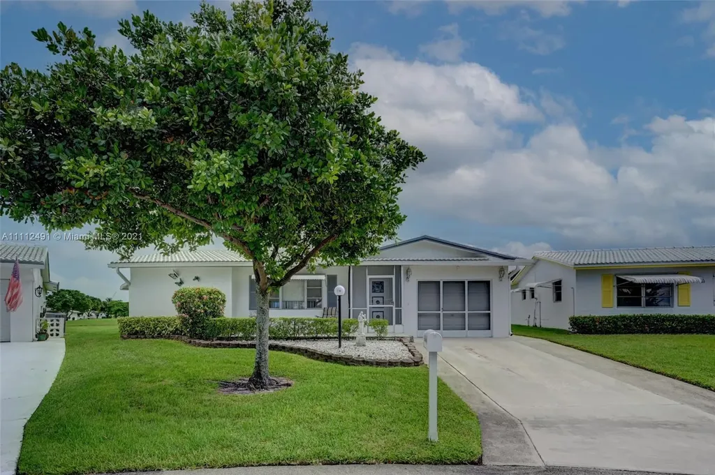 1090 NW 88th Way Plantation FL 33322