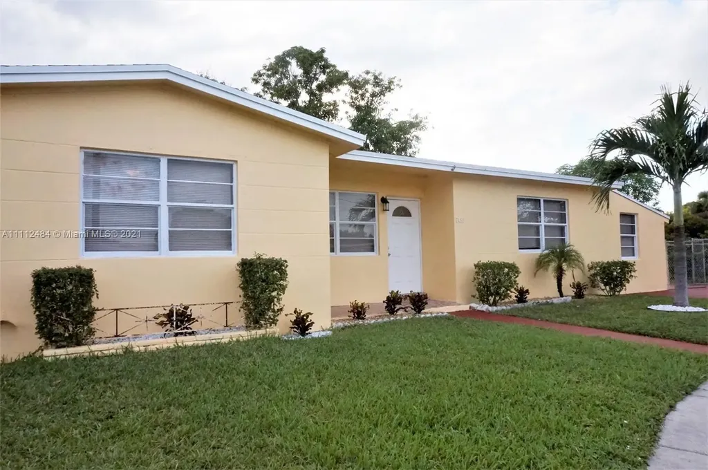 3498 NW 1st Street Lauderhill FL 33311