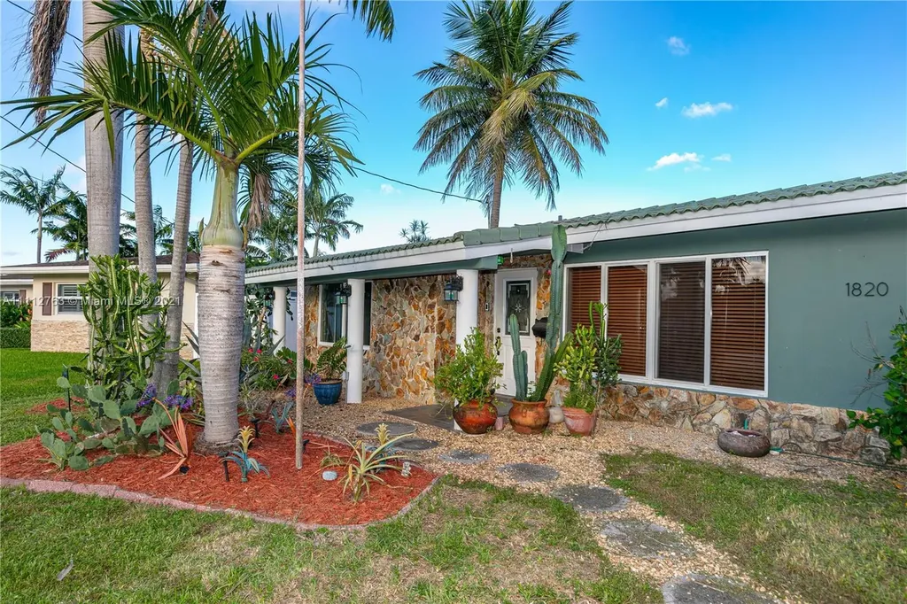 1820 NW 32nd Court Oakland Park FL 33309