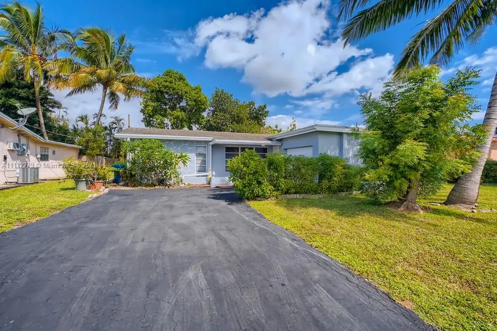 8461 NW 20th Court Sunrise FL 33322