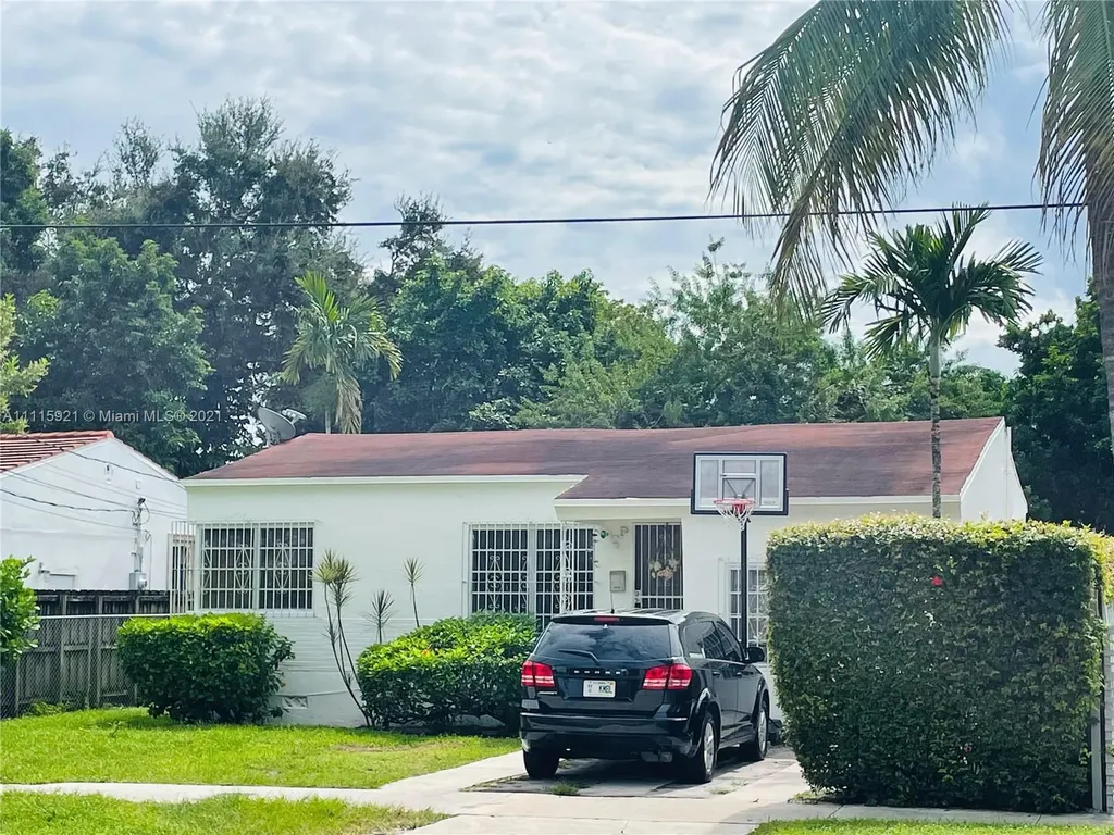 1258 SW 13th Street Miami FL 33145