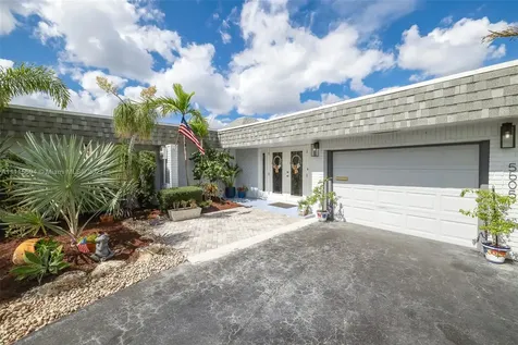 5605 Mulberry Drive Tamarac FL 33319