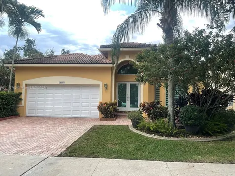 16300 Sapphire Place Weston FL 33331