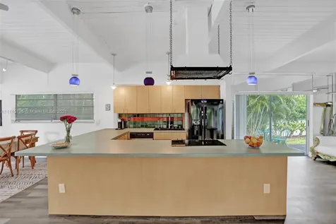 18560 NE 20th Court North Miami Beach FL 33179