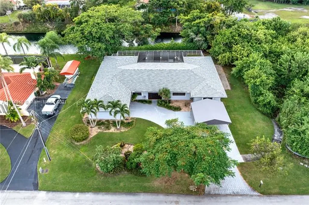 7690 SW 173rd Street Palmetto Bay FL 33157