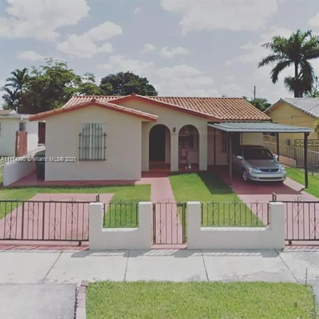 3701 SW 87th Place Miami FL 33165