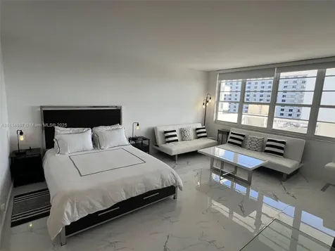 100 Lincoln Road Miami Beach FL 33139