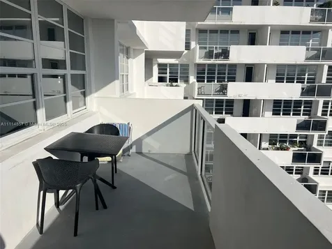 100 Lincoln Road Miami Beach FL 33139