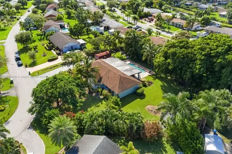 18454 SW 89th Court Cutler Bay FL 33157