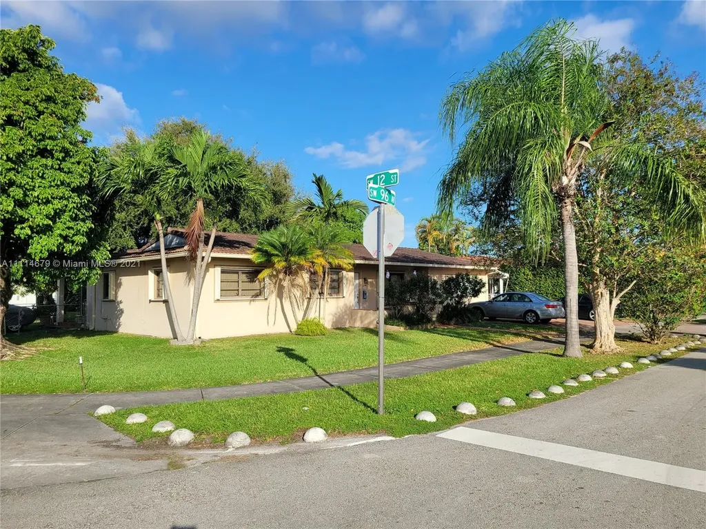 1140 SW 96th Avenue Miami FL 33174
