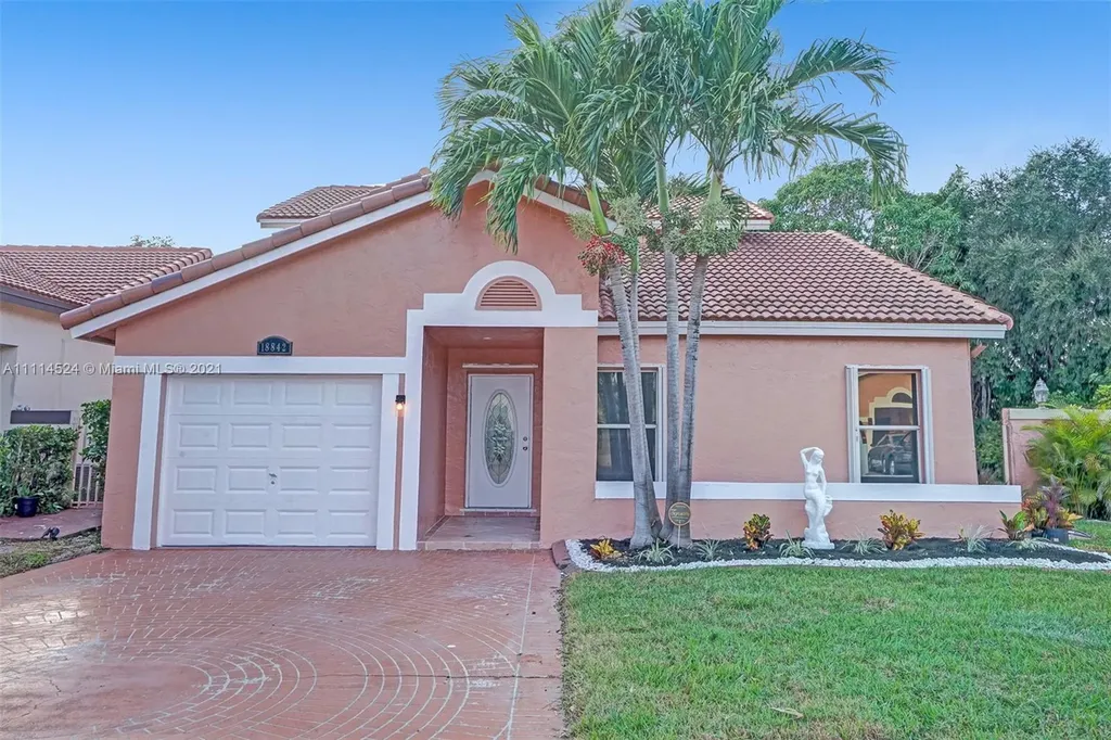 18842 NW 54th Place Miami Gardens FL 33055