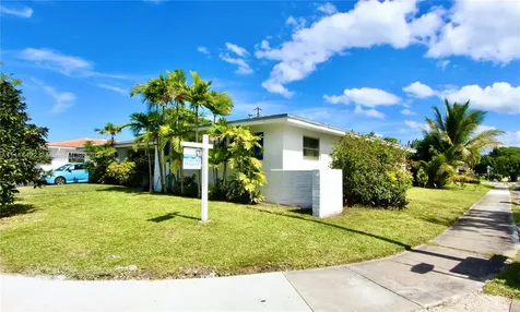 20501 NE 20th Court Miami FL 33179