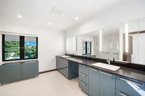 48 Isla Bahia Drive Fort Lauderdale FL 33316