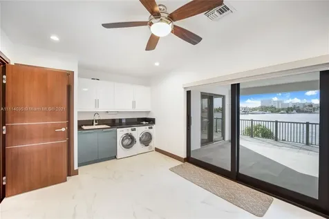 48 Isla Bahia Drive Fort Lauderdale FL 33316