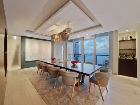 1425 Brickell Avenue Miami FL 33131