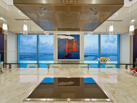 1425 Brickell Avenue Miami FL 33131