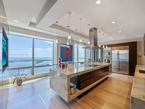1425 Brickell Avenue Miami FL 33131