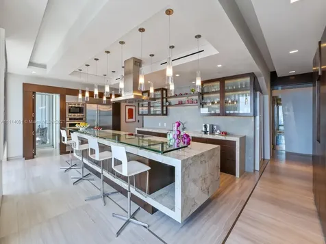 1425 Brickell Avenue Miami FL 33131