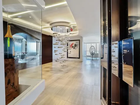 1425 Brickell Avenue Miami FL 33131