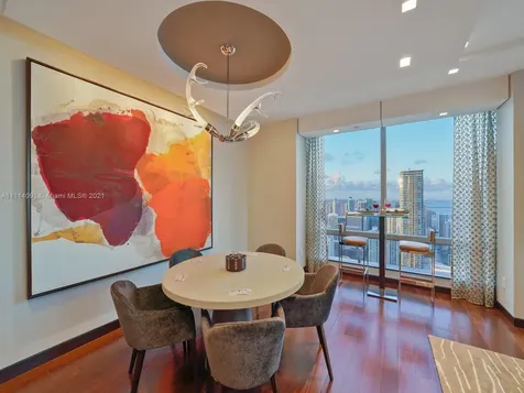 1425 Brickell Avenue Miami FL 33131