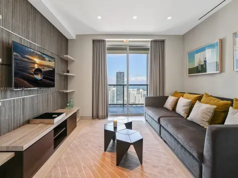 1425 Brickell Avenue Miami FL 33131