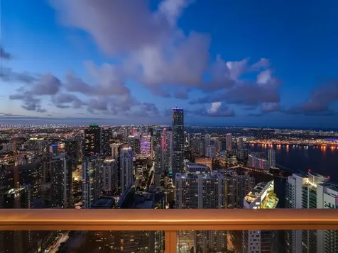1425 Brickell Avenue Miami FL 33131