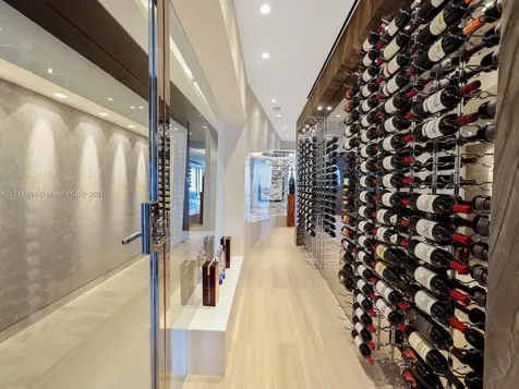 1425 Brickell Avenue Miami FL 33131