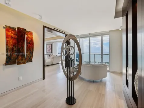 1425 Brickell Avenue Miami FL 33131