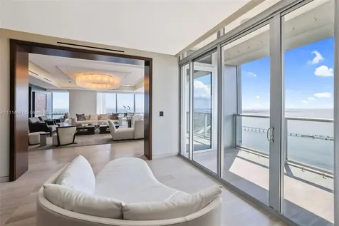 1425 Brickell Avenue Miami FL 33131