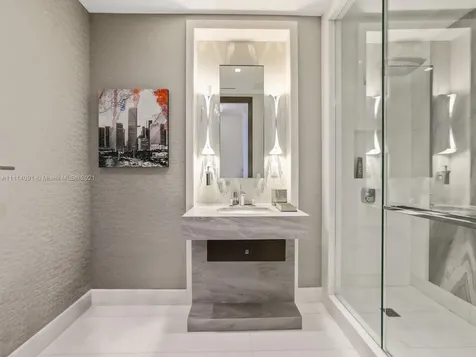 1425 Brickell Avenue Miami FL 33131