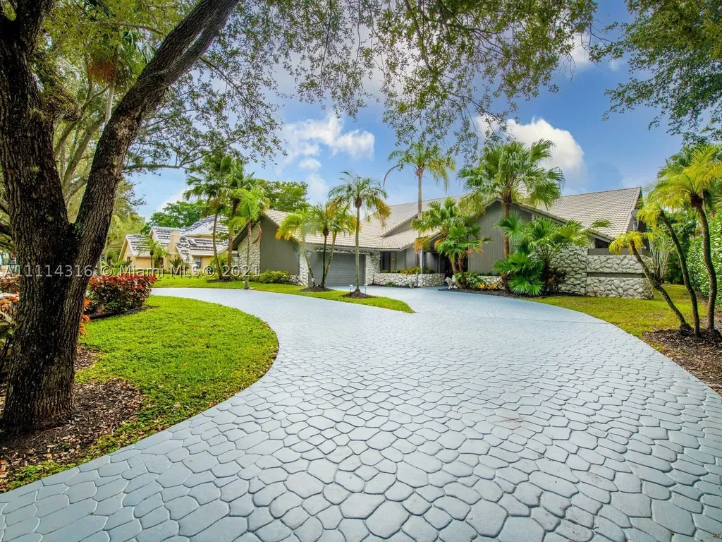 1708 Vestal Drive Coral Springs FL 33071