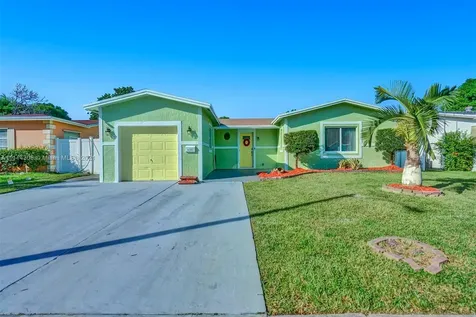 6481 SW 9th Place North Lauderdale FL 33068